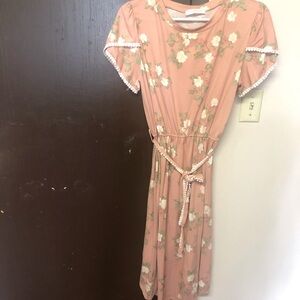 All eyes on the floral this spring and summer!